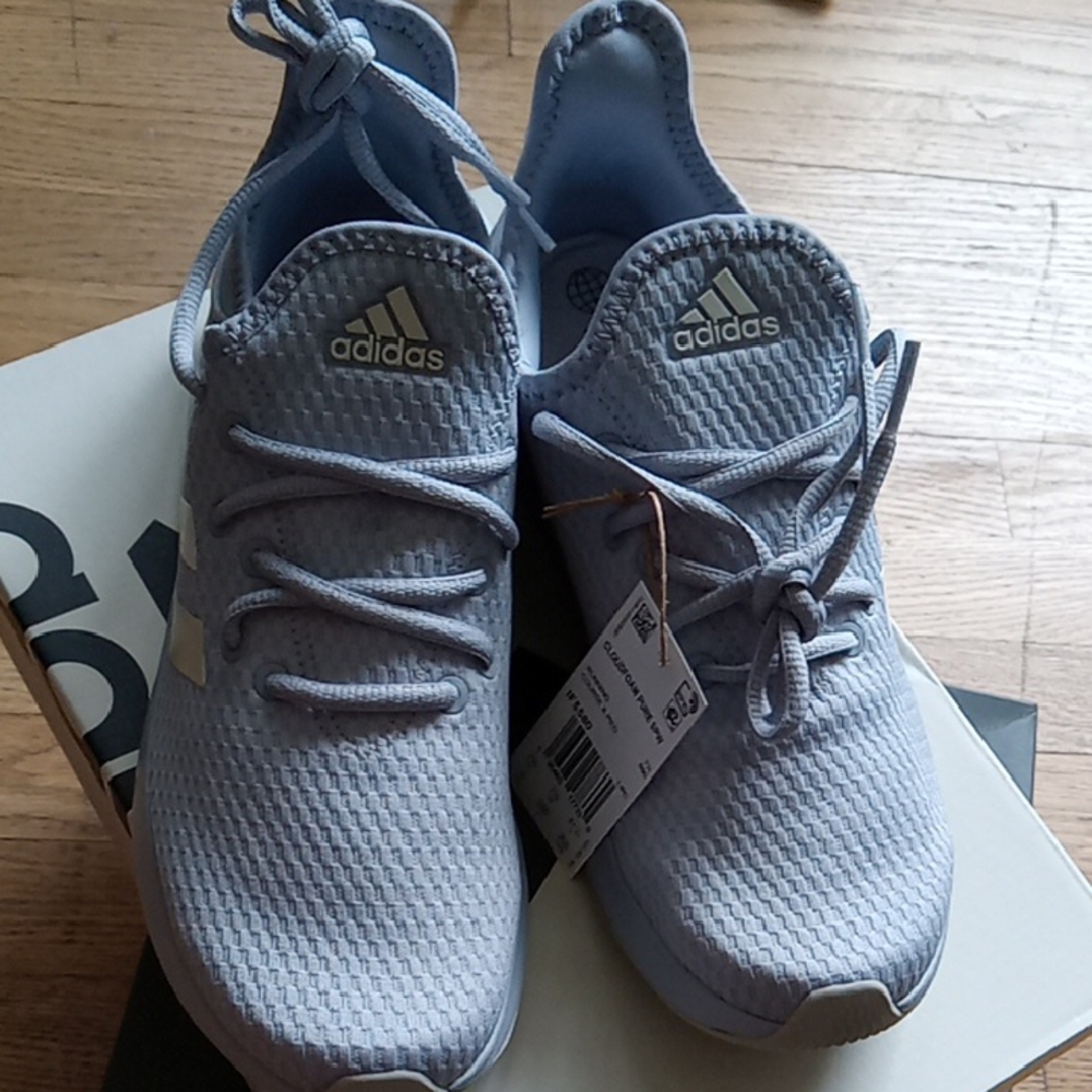 Adidas Women's Sneakers in Light Gray - Picture 3 of 3